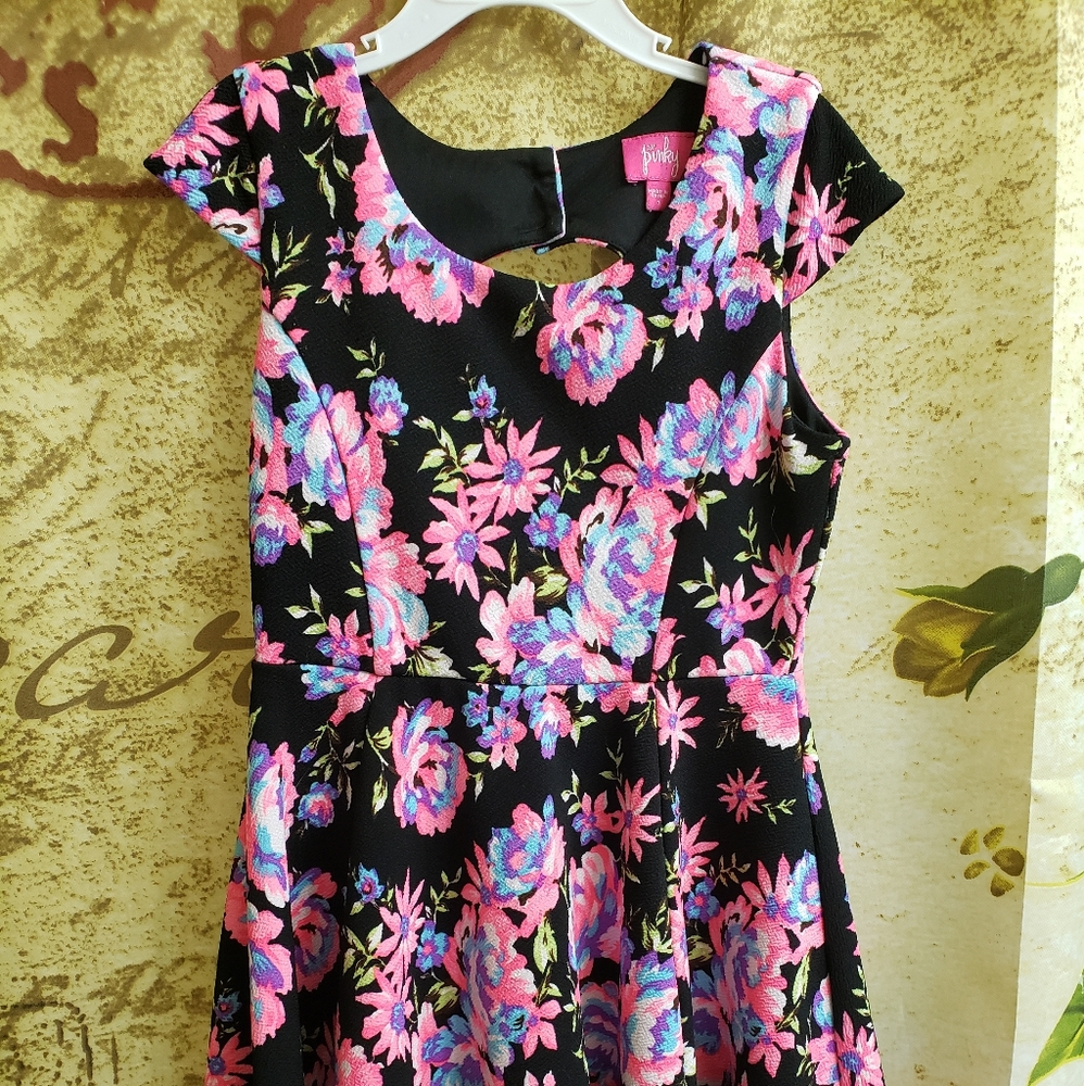 Girls Floral Dress size 7